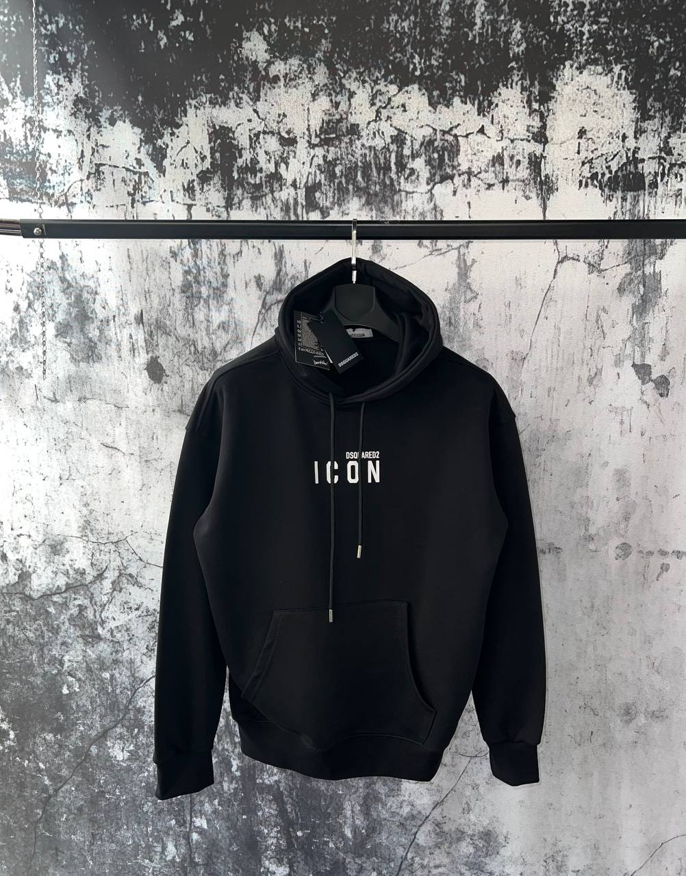 ICON SUBTIL LOGO HOODIE