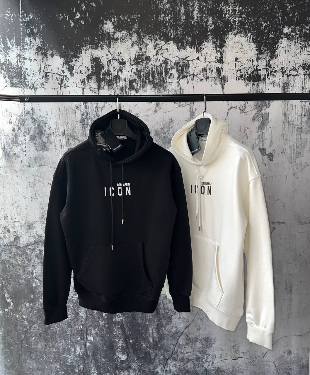 ICON SUBTIL LOGO HOODIE