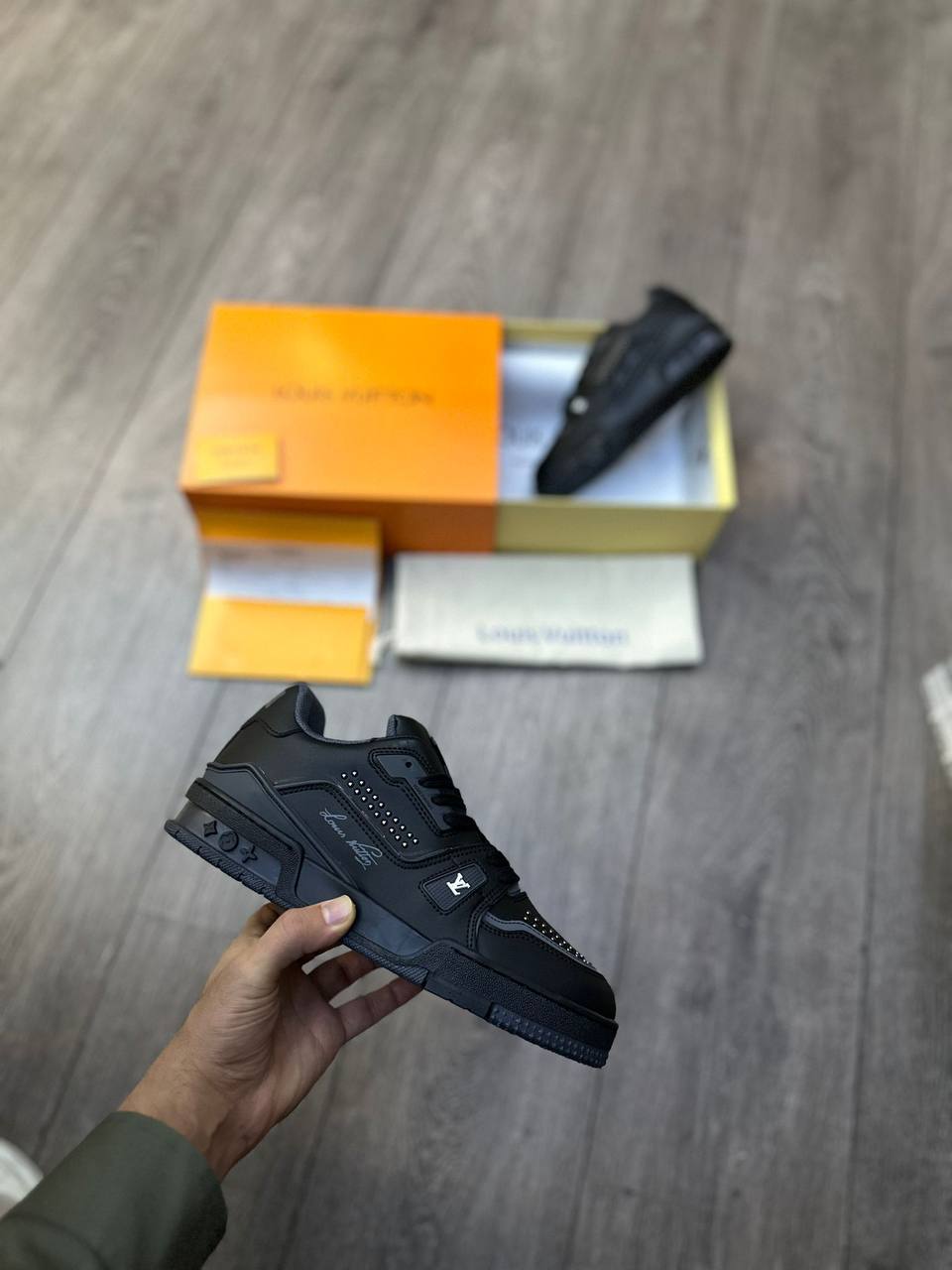 LV TRAINERS FULL BLACK 2025