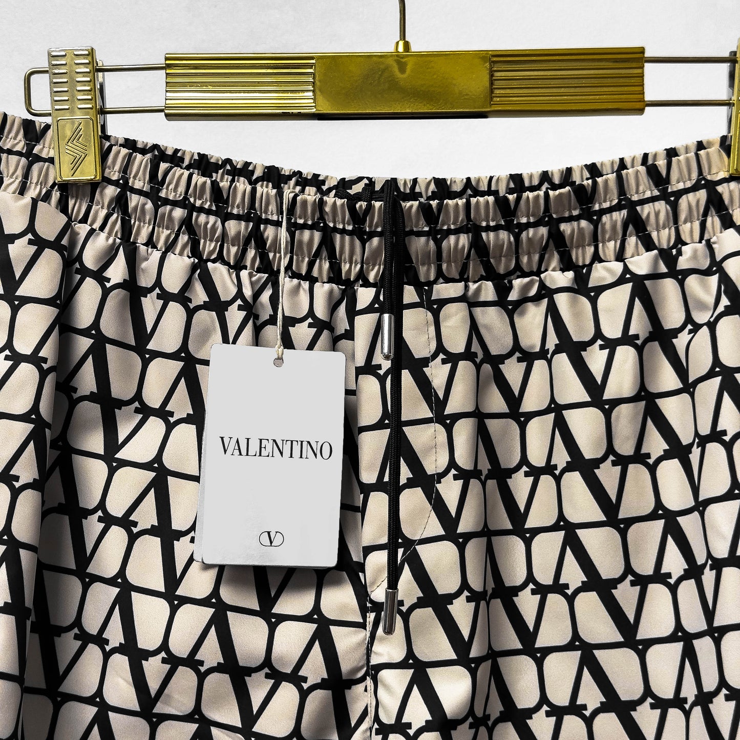 VLTN SHORT