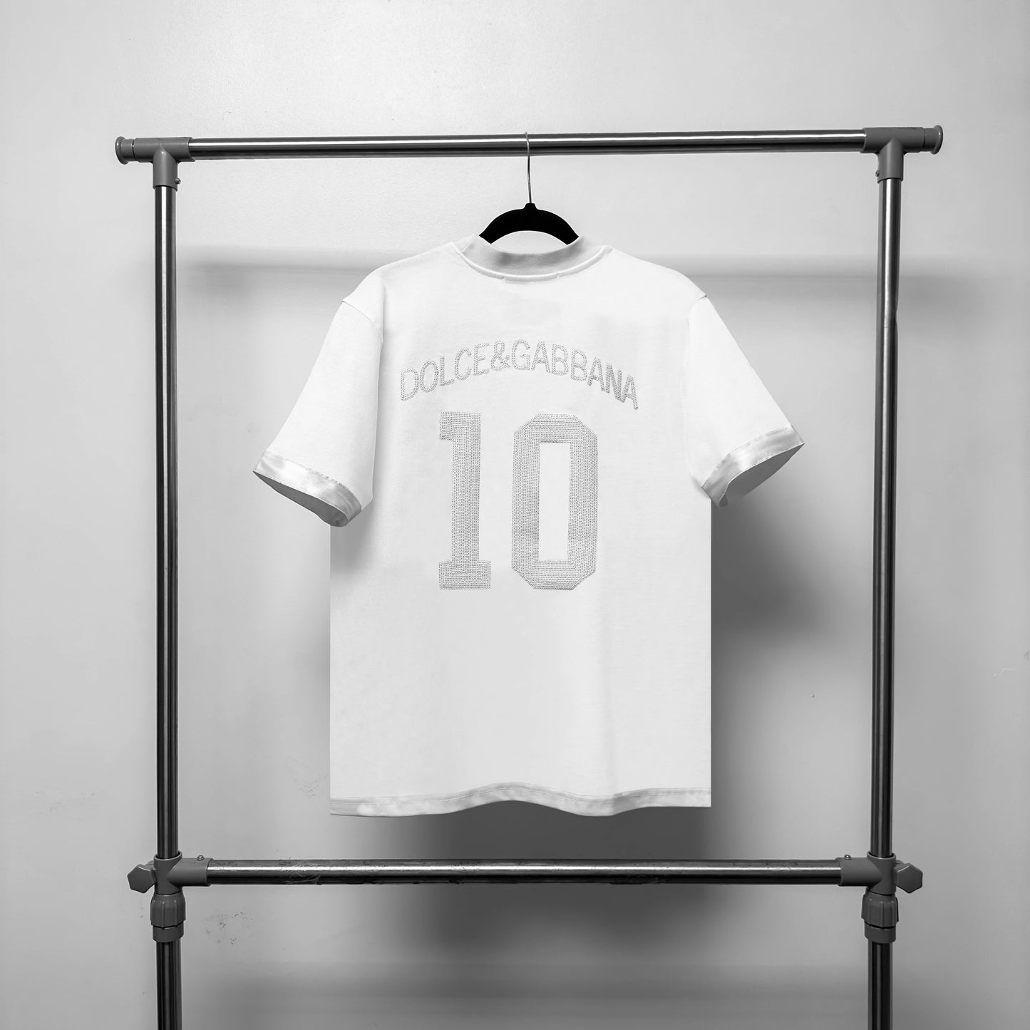 DG 10 WHITE TRICOU