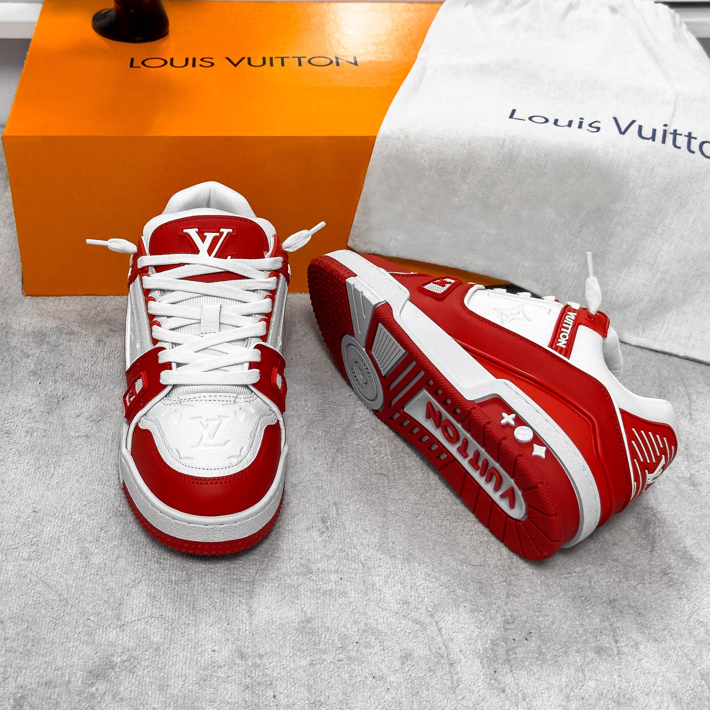 LV RED