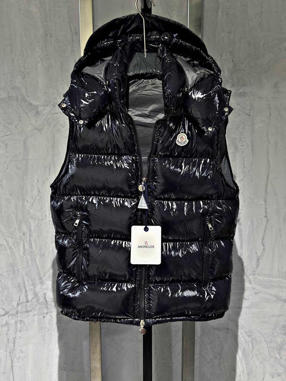 MNCLR VEST