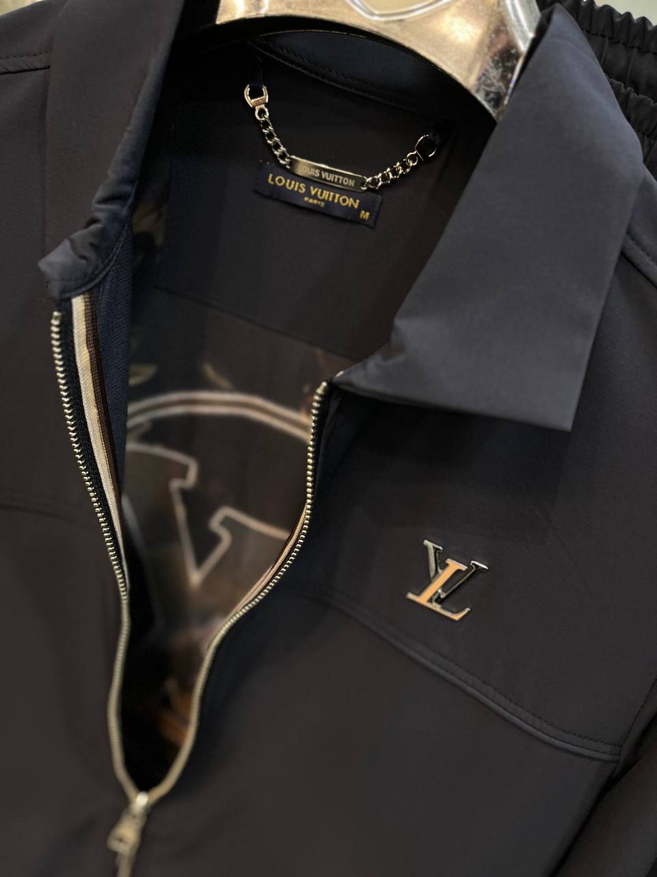 LV CLASSY TRACKSUIT – Outletio