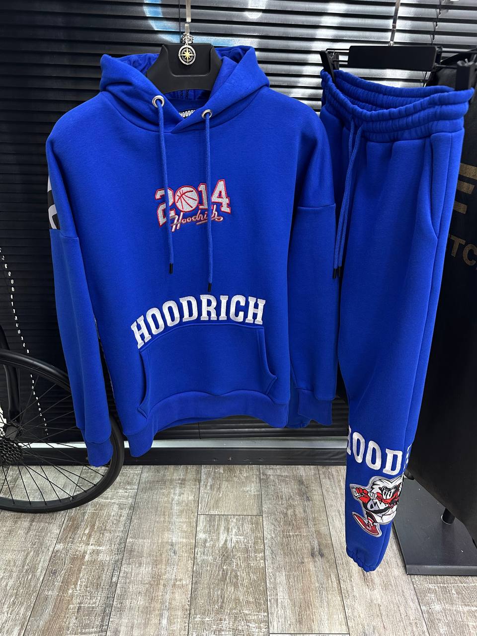 HOODRICH TRACKSUIT CACH THE MONEY NEGRU/ALBASTRU