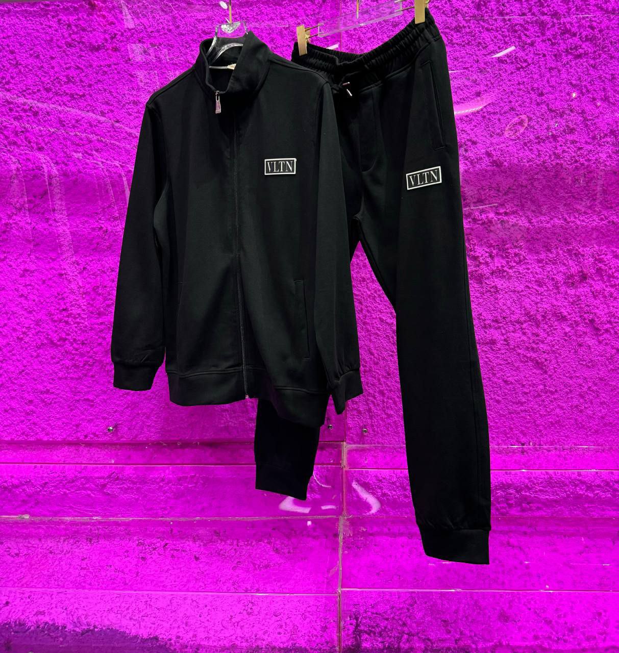 VLTN TRACKSUIT