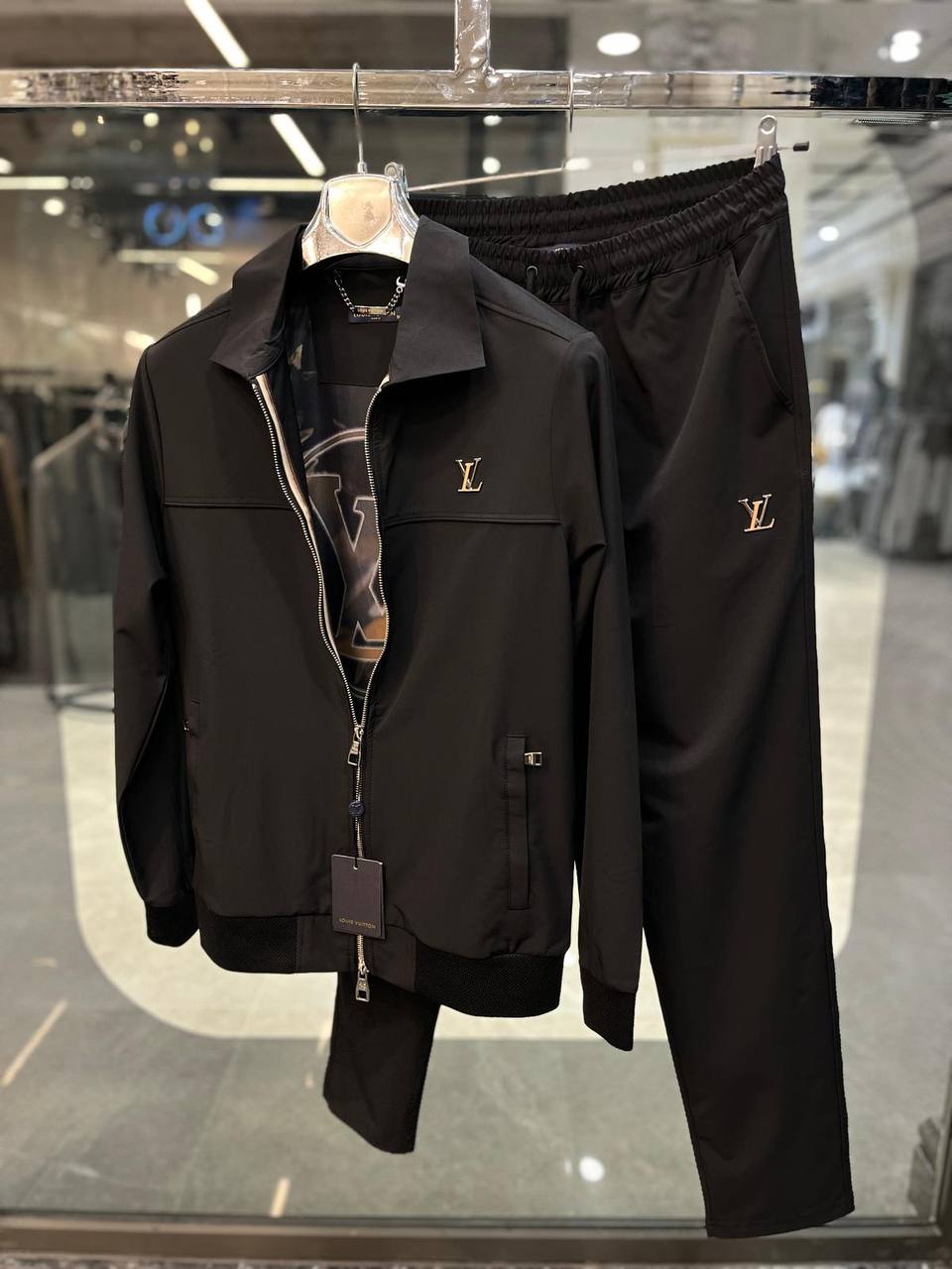 LV CLASSY TRACKSUIT